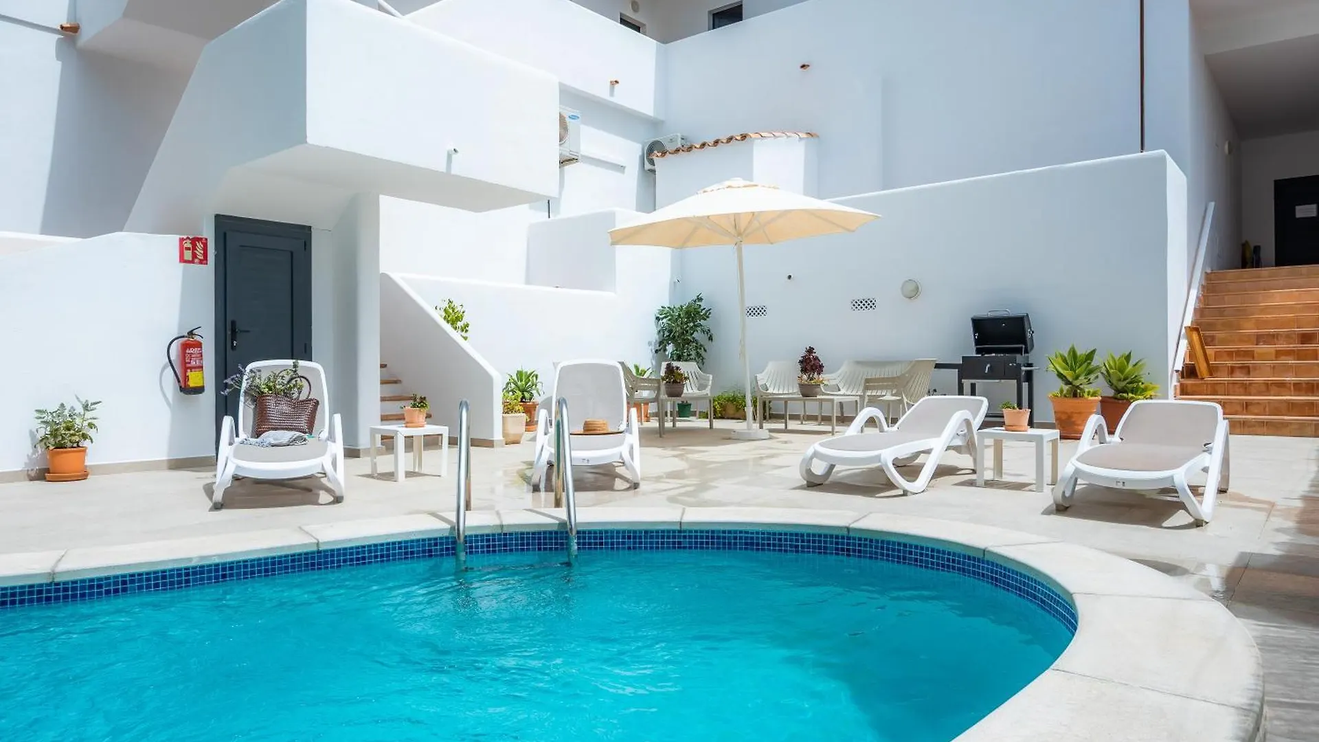 White Suites Кала де Ор
