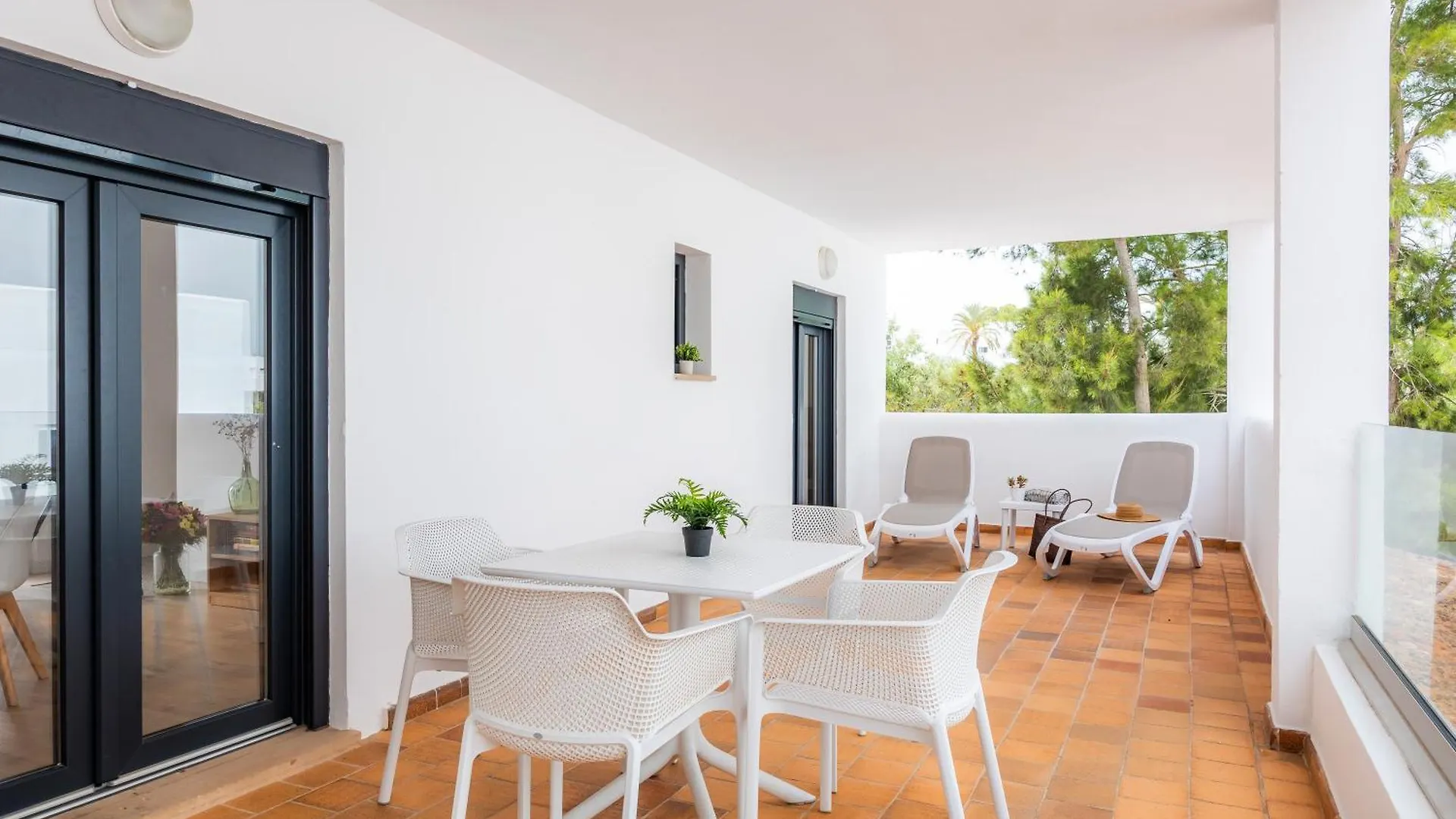 White Suites Кала де Ор 0*,  Испания